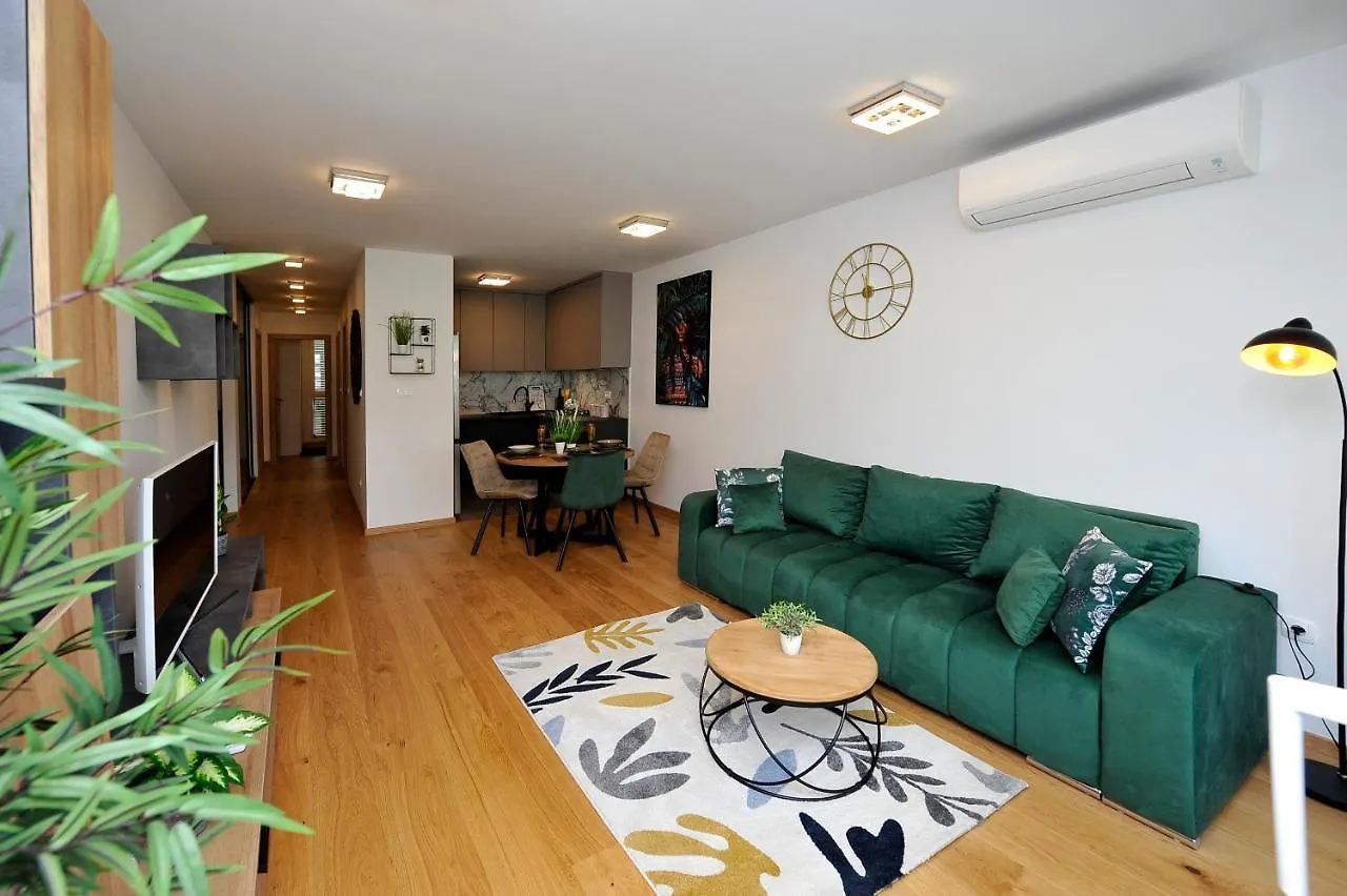 Carruba Split Apartment 0*,  Croatia